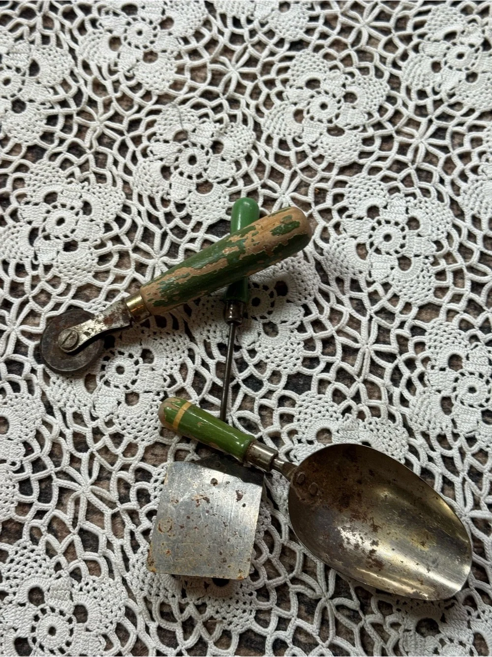 Vintage Green-Handled Metal Serving Utensils Set